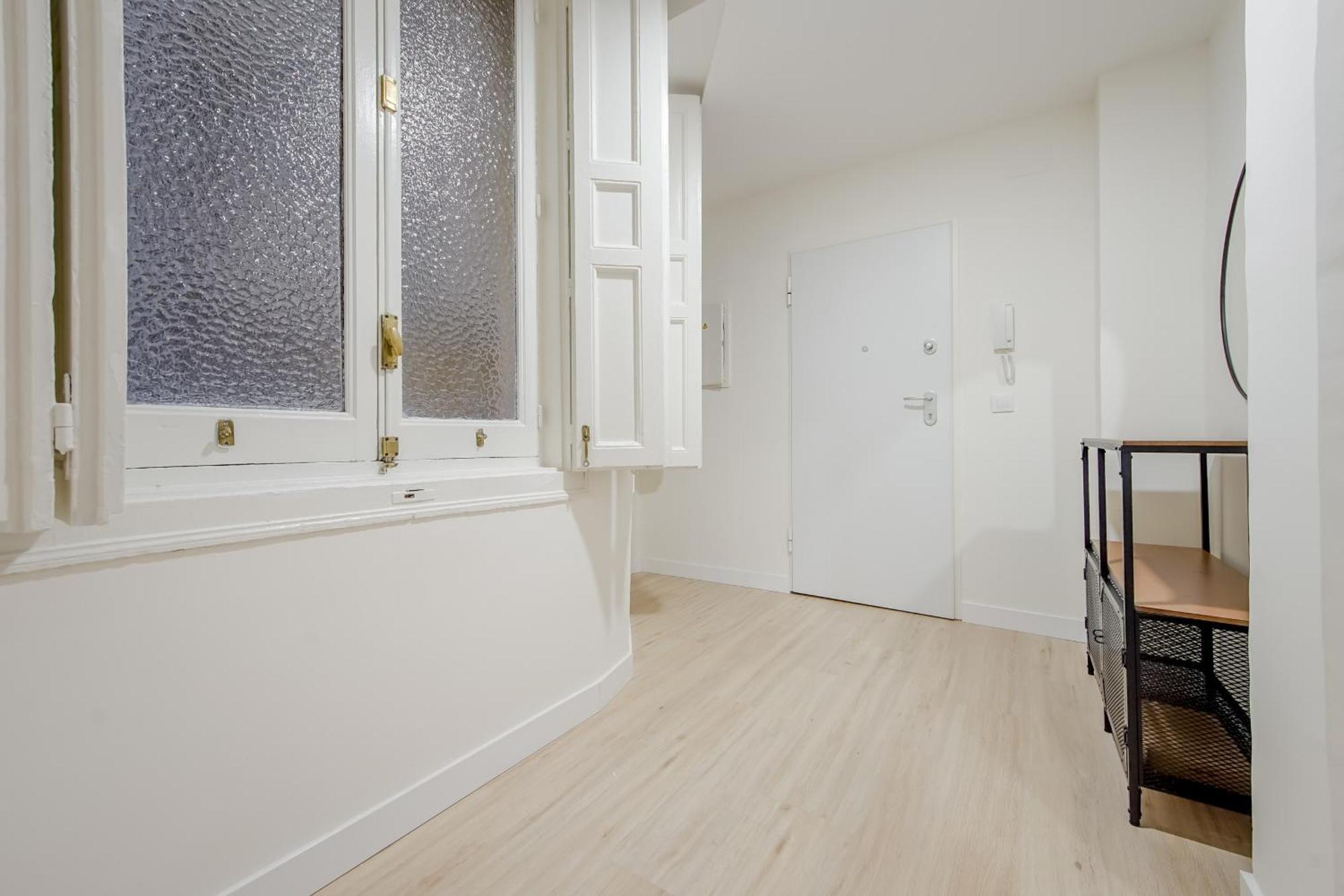 Cozy&New Apartment Para 6Pax En La Plaza De Tirso - Madrid E1 المظهر الخارجي الصورة