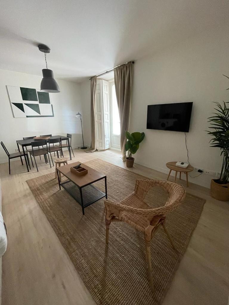 Cozy&New Apartment Para 6Pax En La Plaza De Tirso - Madrid E1 المظهر الخارجي الصورة